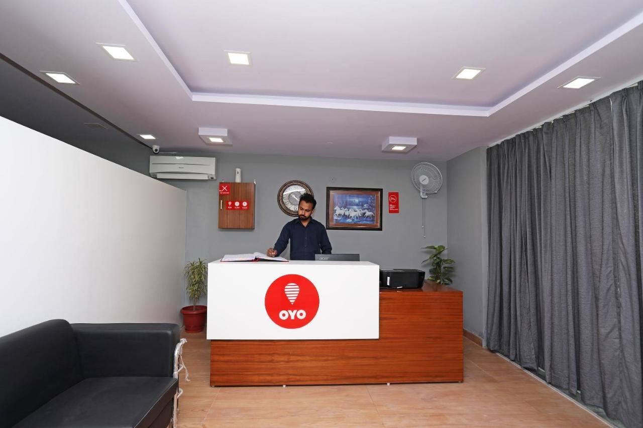 Capital O Aashiyana Paradise Near Omaxe Gurgaon Mall Hotel Buitenkant foto