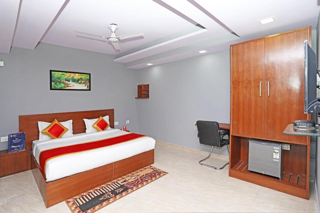 Capital O Aashiyana Paradise Near Omaxe Gurgaon Mall Hotel Buitenkant foto