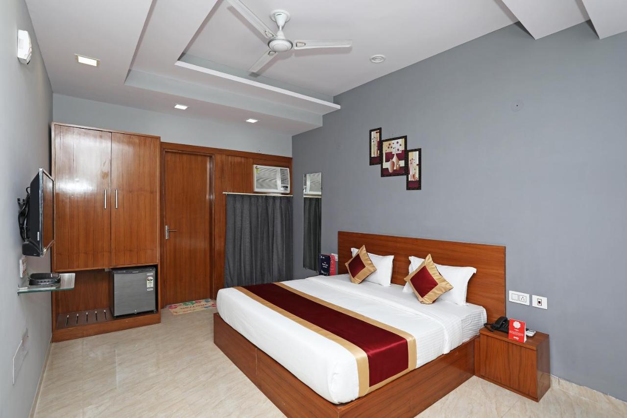 Capital O Aashiyana Paradise Near Omaxe Gurgaon Mall Hotel Buitenkant foto